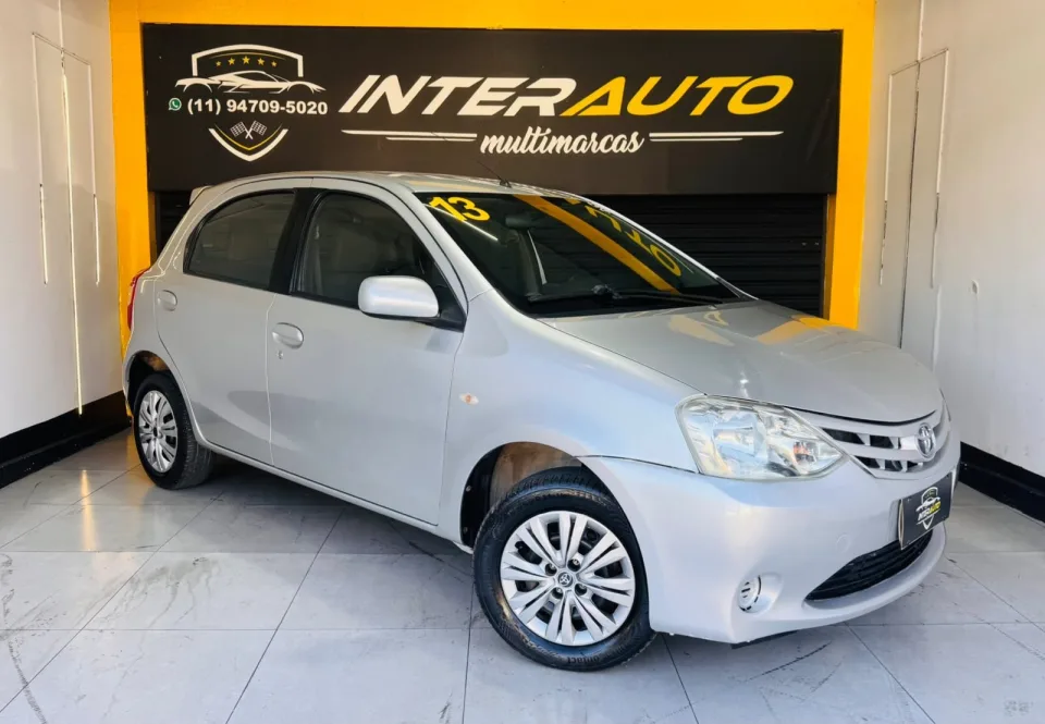 TOYOTA ETIOS 1.3 XS 16V FLEX 4P MANUAL